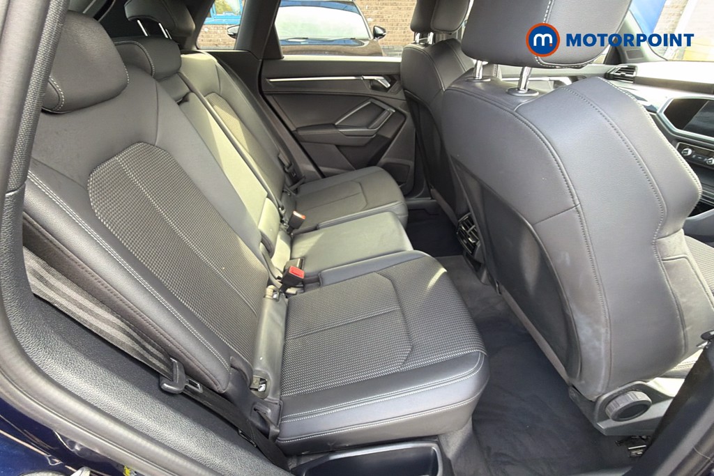 Audi Q3 Black Edition Automatic Petrol SUV - Stock Number (1671591) - 32nd supplementary image