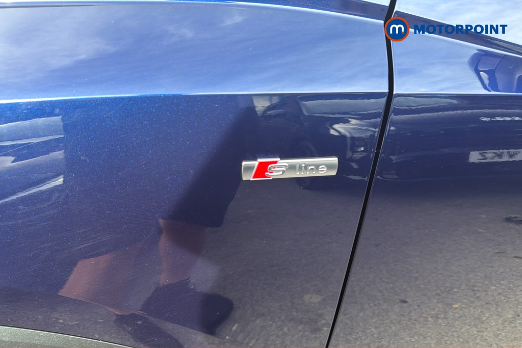 Audi Q3 Black Edition Automatic Petrol SUV - Stock Number (1671591) - 42nd supplementary image