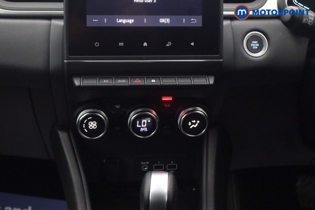 Renault Captur Iconic Edition Automatic Petrol-Electric Hybrid SUV - Stock Number (1671741) - 4th supplementary image