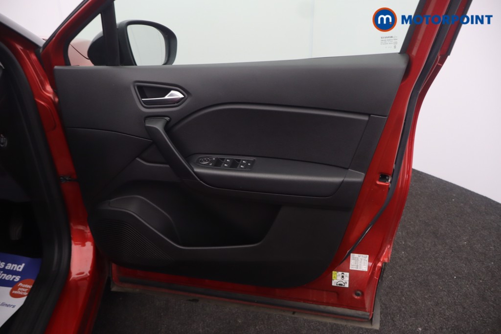Renault Captur Iconic Edition Automatic Petrol-Electric Hybrid SUV - Stock Number (1671741) - 17th supplementary image