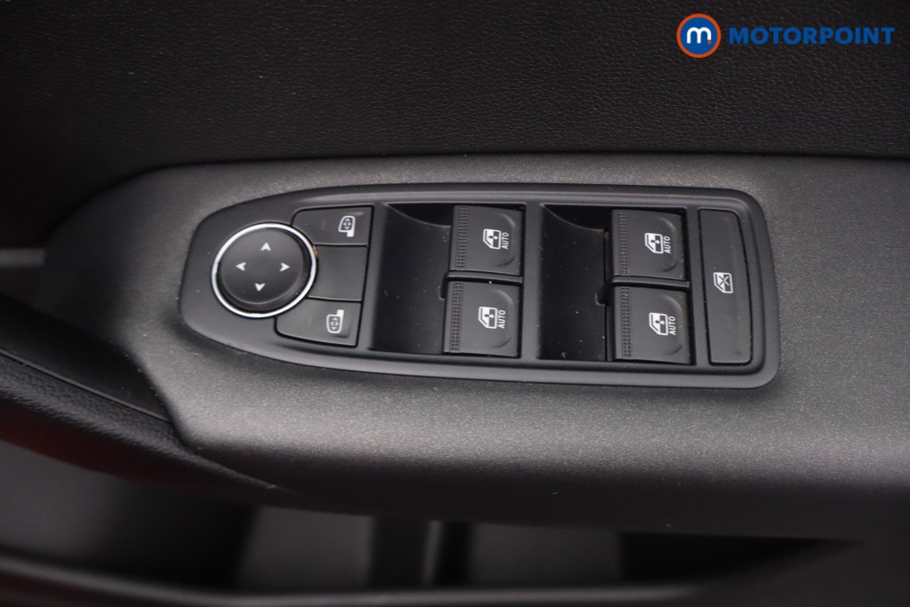 Renault Captur Iconic Edition Automatic Petrol-Electric Hybrid SUV - Stock Number (1671741) - 19th supplementary image
