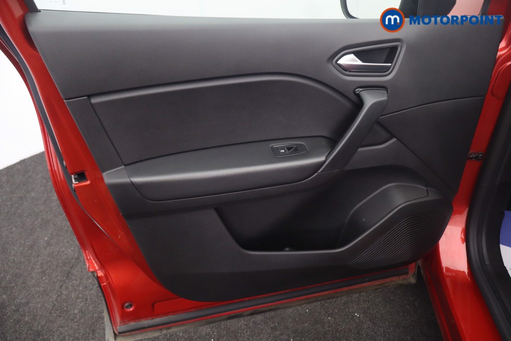 Renault Captur Iconic Edition Automatic Petrol-Electric Hybrid SUV - Stock Number (1671741) - 37th supplementary image