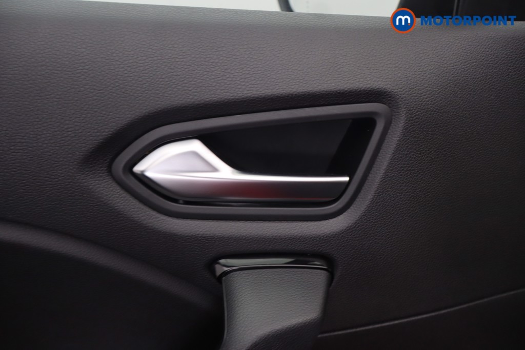 Renault Captur Iconic Edition Automatic Petrol-Electric Hybrid SUV - Stock Number (1671741) - 38th supplementary image