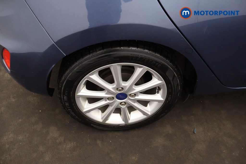 Ford Fiesta Titanium Manual Petrol Hatchback - Stock Number (1671760) - 3rd supplementary image