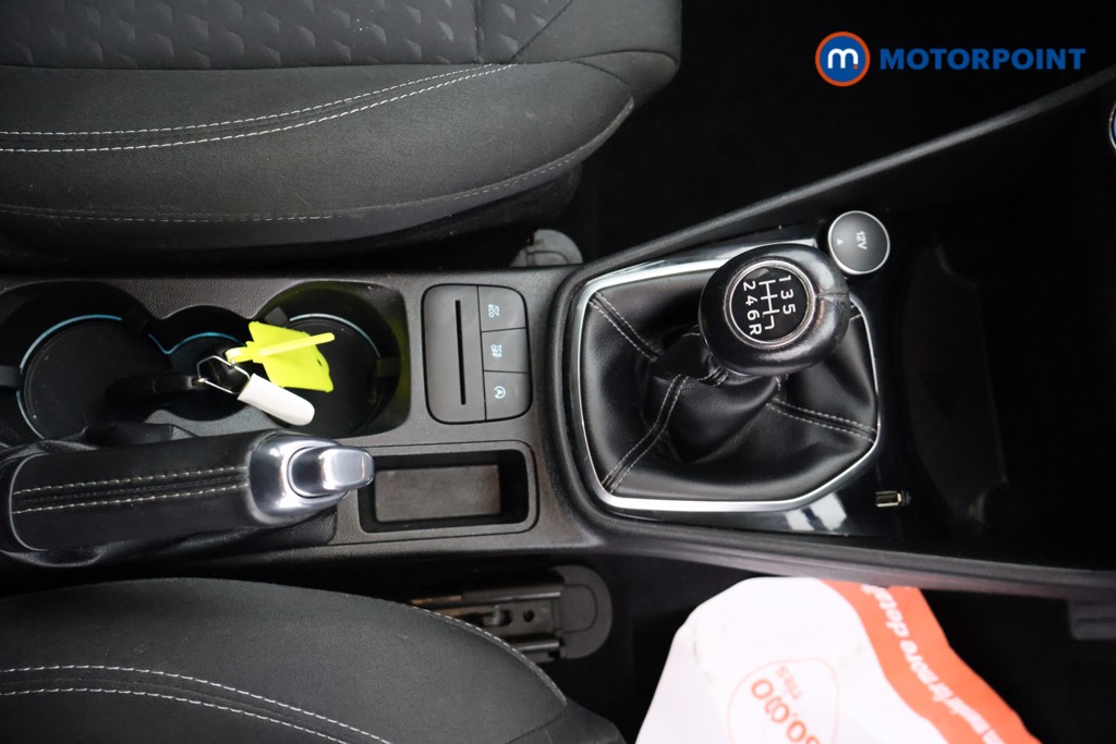 Ford Fiesta Titanium Manual Petrol Hatchback - Stock Number (1671760) - 14th supplementary image