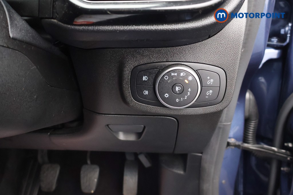 Ford Fiesta Titanium Manual Petrol Hatchback - Stock Number (1671760) - 19th supplementary image