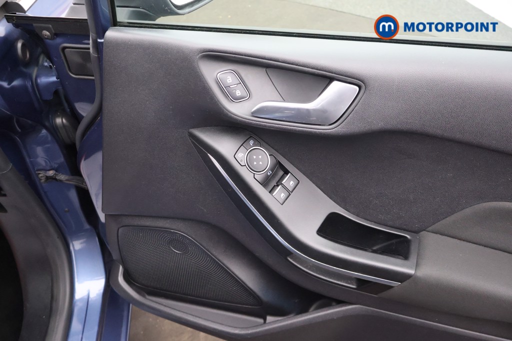 Ford Fiesta Titanium Manual Petrol Hatchback - Stock Number (1671760) - 21st supplementary image