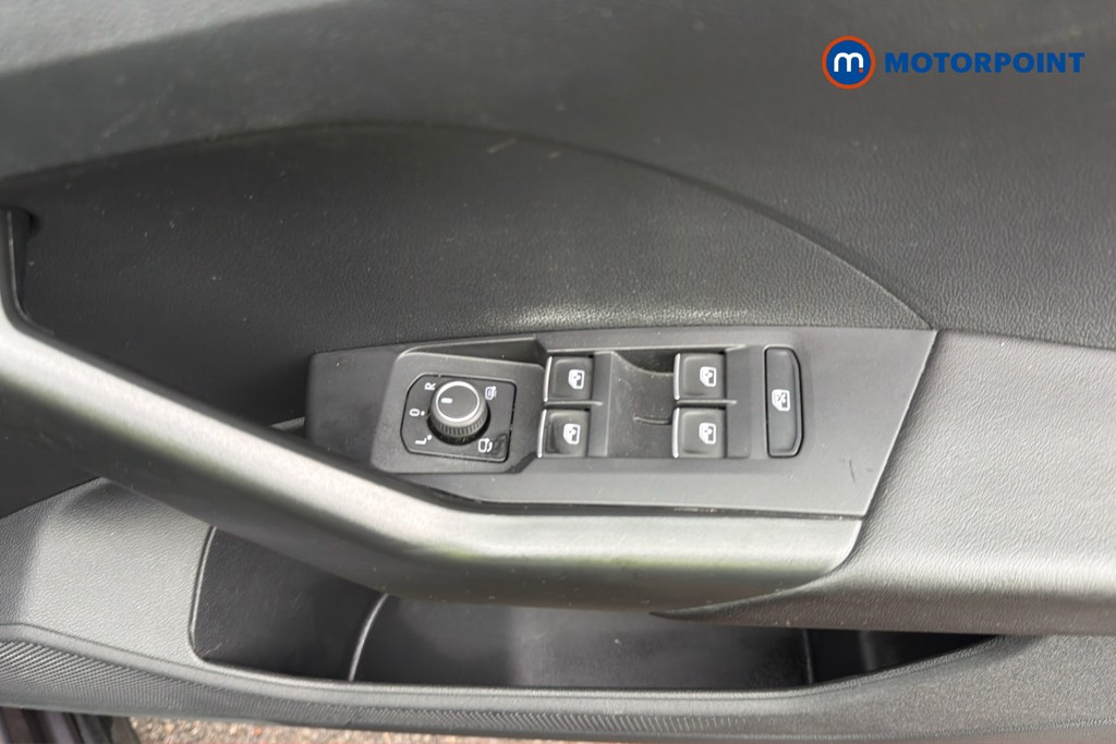 Volkswagen T-Cross SEL Manual Petrol SUV - Stock Number (1671828) - 3rd supplementary image