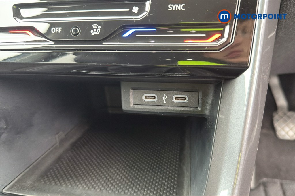 Volkswagen T-Cross SEL Manual Petrol SUV - Stock Number (1671828) - 13th supplementary image