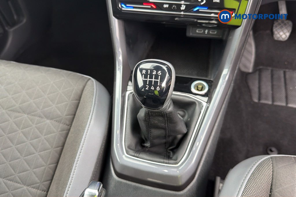 Volkswagen T-Cross SEL Manual Petrol SUV - Stock Number (1671828) - 14th supplementary image
