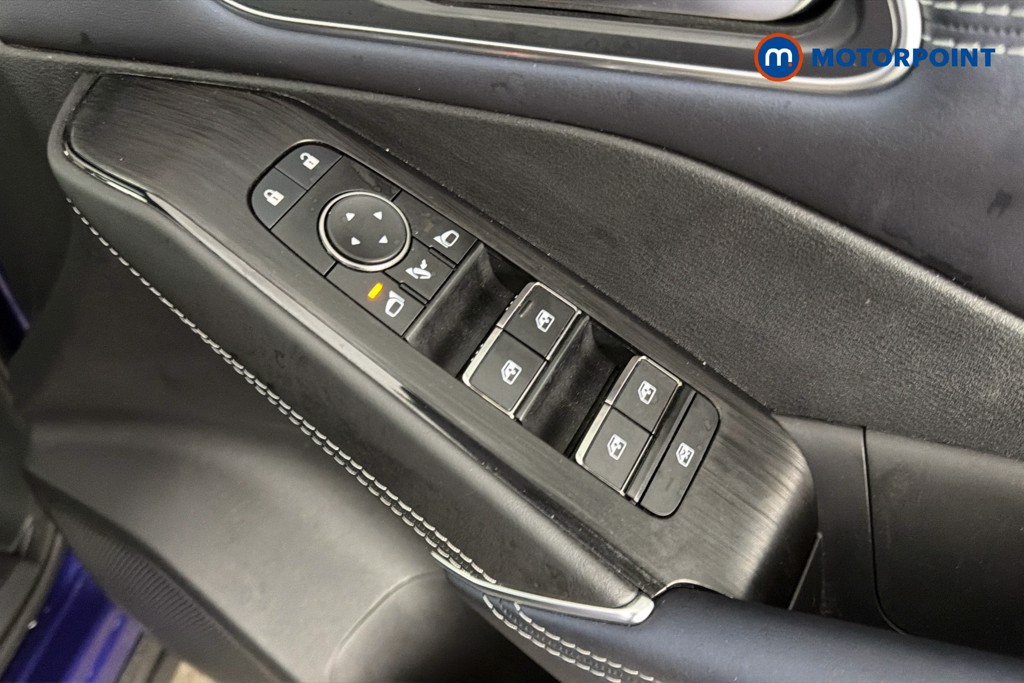 Nissan Qashqai Tekna Manual Petrol SUV - Stock Number (1671841) - 20th supplementary image