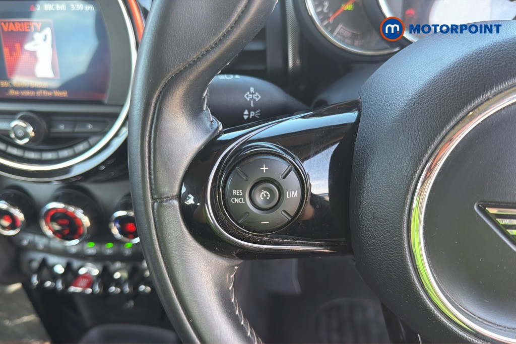 Mini Hatchback Cooper Exclusive Manual Petrol Hatchback - Stock Number (1671913) - 8th supplementary image