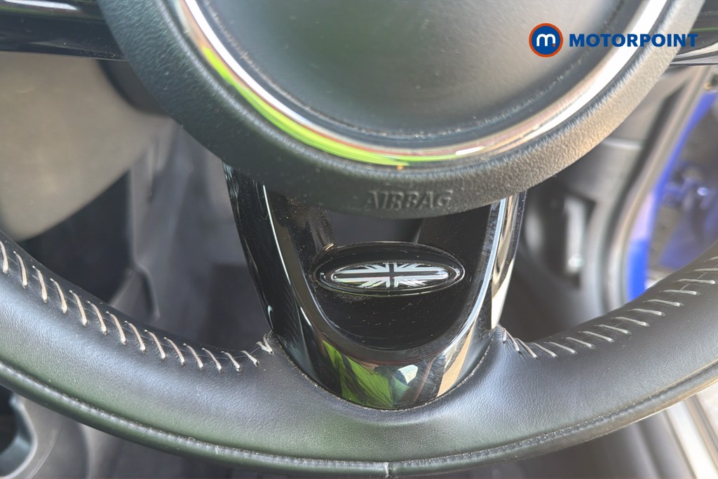 Mini Hatchback Cooper Exclusive Manual Petrol Hatchback - Stock Number (1671913) - 10th supplementary image