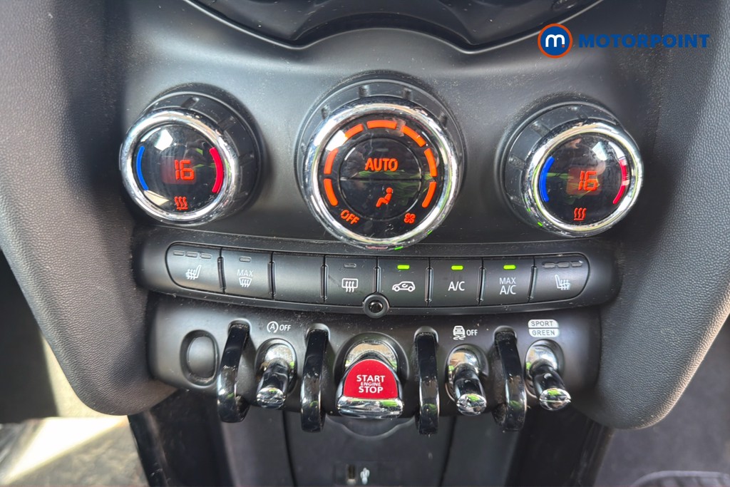 Mini Hatchback Cooper Exclusive Manual Petrol Hatchback - Stock Number (1671913) - 12th supplementary image