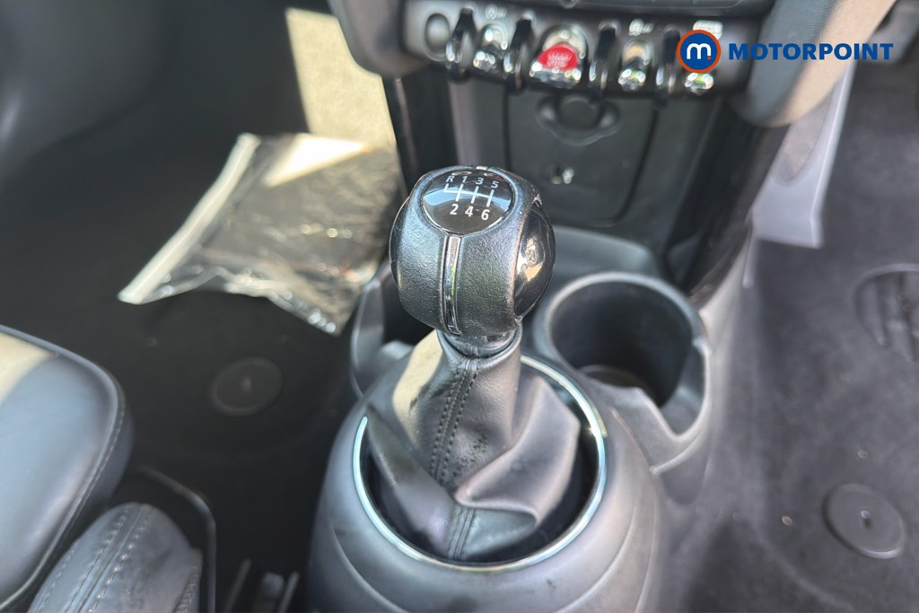 Mini Hatchback Cooper Exclusive Manual Petrol Hatchback - Stock Number (1671913) - 15th supplementary image