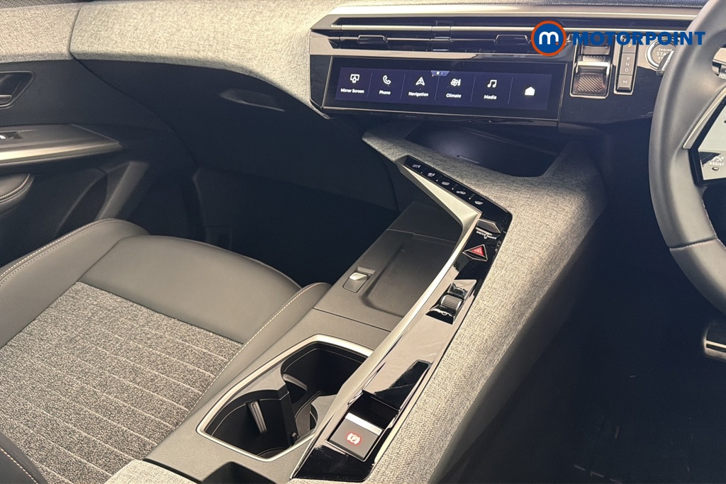 Peugeot 5008 Allure Premium Automatic Petrol SUV - Stock Number (1672162) - 15th supplementary image