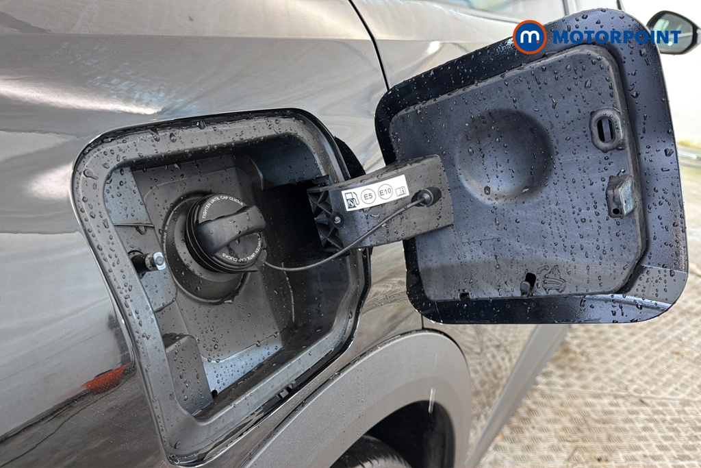 Peugeot 5008 Allure Premium Automatic Petrol SUV - Stock Number (1672162) - 41st supplementary image