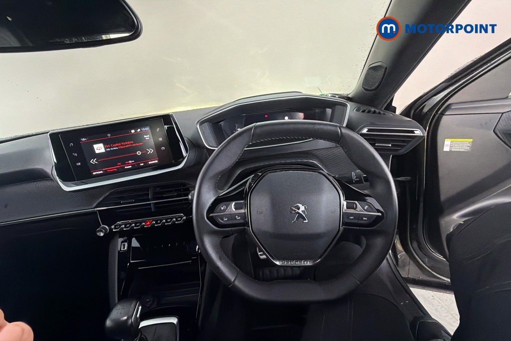 Peugeot 2008 Allure Premium-Plus Manual Petrol SUV - Stock Number (1672168) - 5th supplementary image