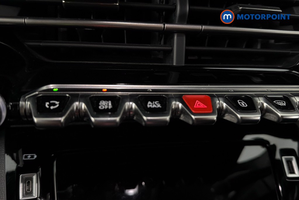 Peugeot 2008 Allure Premium-Plus Manual Petrol SUV - Stock Number (1672168) - 14th supplementary image