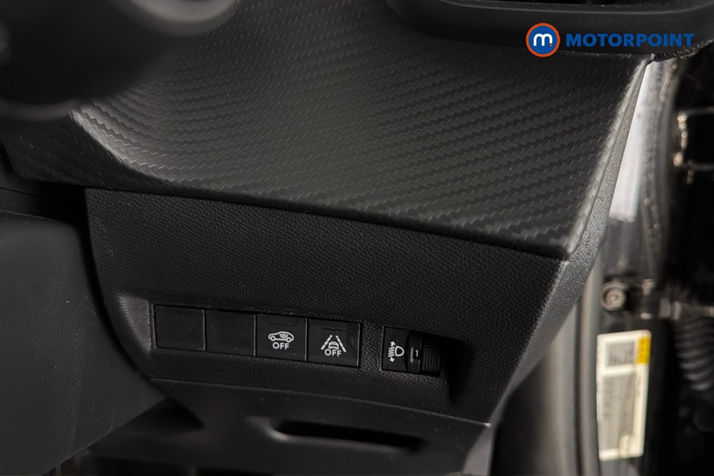 Peugeot 2008 Allure Premium-Plus Manual Petrol SUV - Stock Number (1672168) - 18th supplementary image