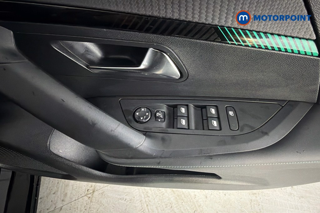 Peugeot 2008 Allure Premium-Plus Manual Petrol SUV - Stock Number (1672168) - 20th supplementary image