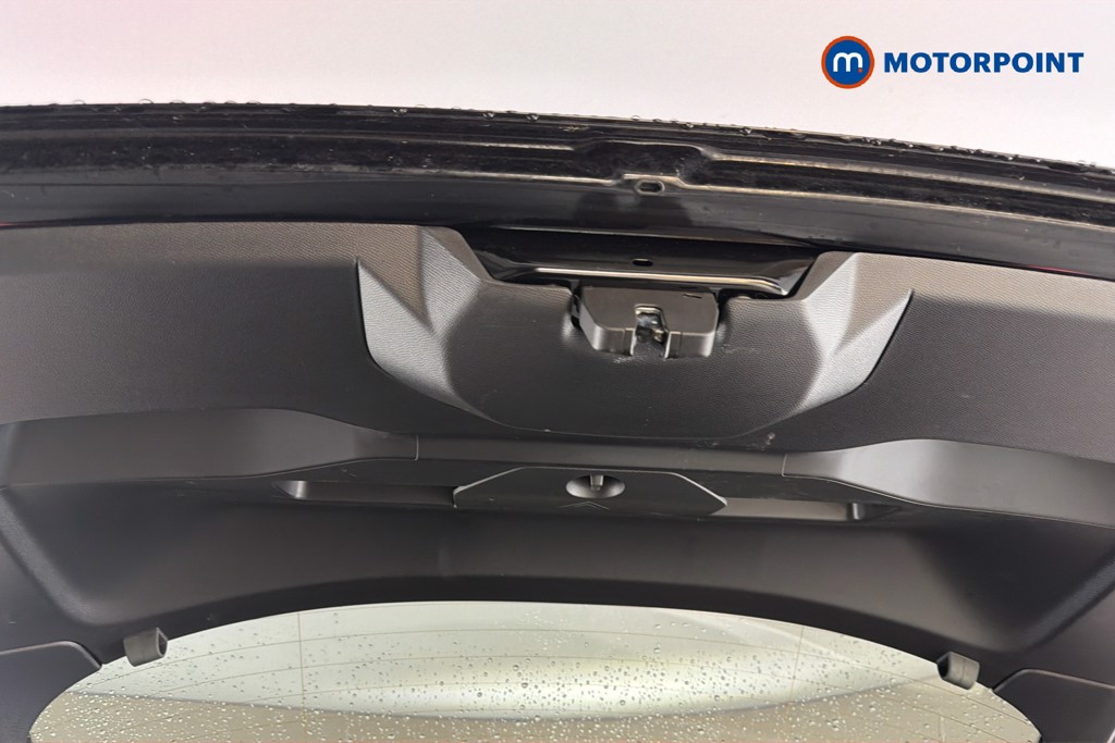 Peugeot 2008 Allure Premium-Plus Manual Petrol SUV - Stock Number (1672168) - 34th supplementary image