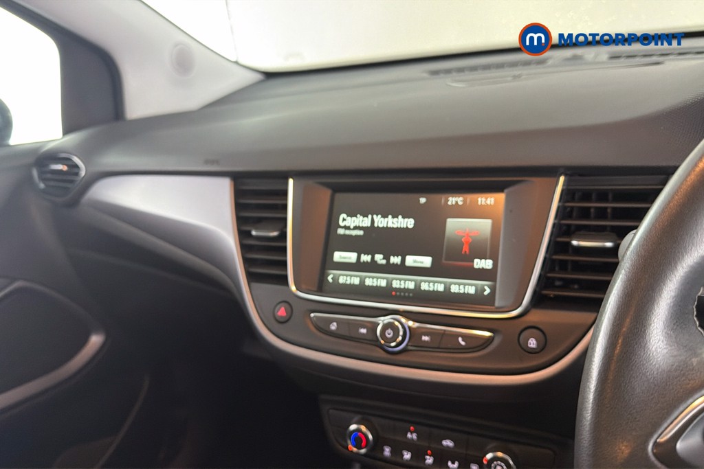 Vauxhall Crossland Design Manual Petrol SUV - Stock Number (1672199) - 9th supplementary image
