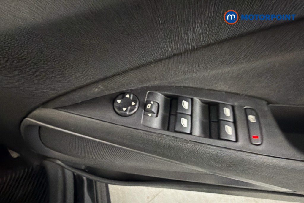 Vauxhall Crossland Design Manual Petrol SUV - Stock Number (1672199) - 20th supplementary image