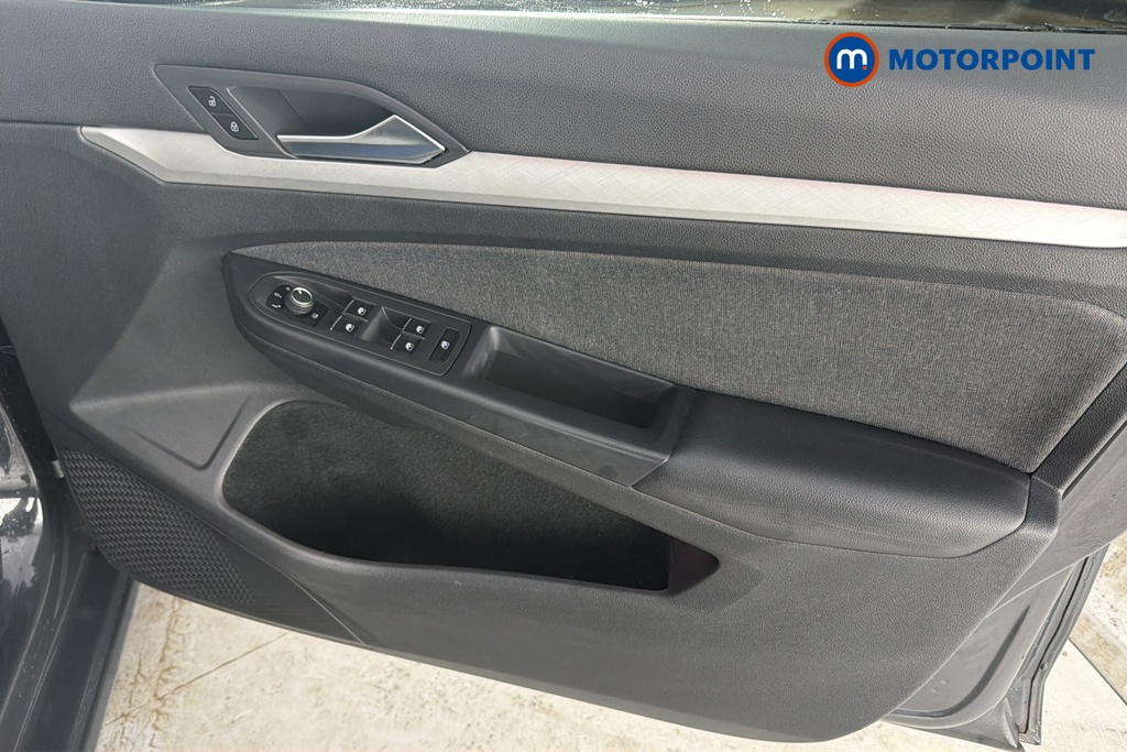 Volkswagen Golf Life Manual Petrol Estate - Stock Number (1672241) - 18th supplementary image
