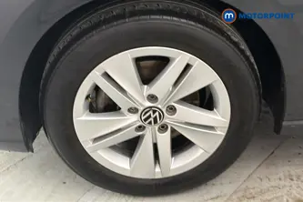 Volkswagen Golf Life Manual Petrol Estate - Stock Number (1672241) - 44th supplementary image