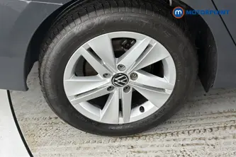 Volkswagen Golf Life Manual Petrol Estate - Stock Number (1672241) - 46th supplementary image