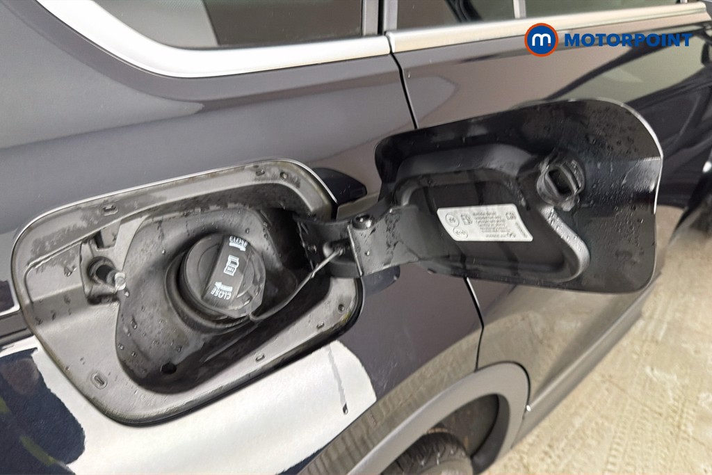 Volkswagen Tiguan Elegance Automatic Petrol Plug-In Hybrid SUV - Stock Number (1672852) - 41st supplementary image