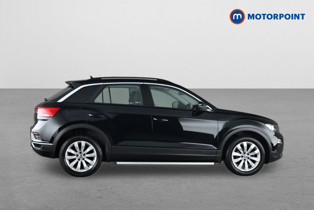Volkswagen T-Roc SE Manual Diesel SUV - Stock Number (1672853) - Drivers side