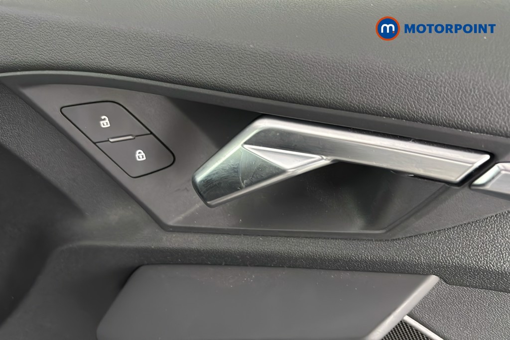 Audi A3 Black Edition Manual Petrol Hatchback - Stock Number (1673117) - 42nd supplementary image