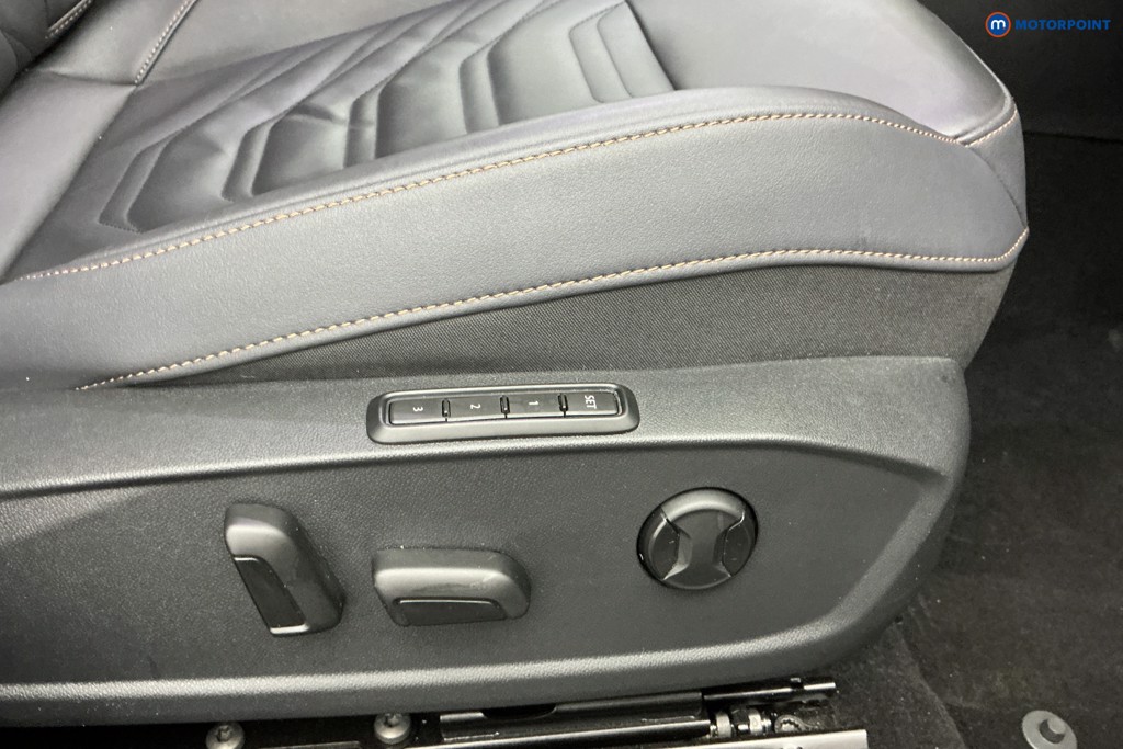 Cupra Formentor VZ2 Automatic Petrol Plug-In Hybrid SUV - Stock Number (1673194) - 20th supplementary image