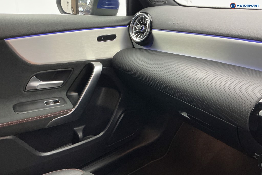 Mercedes-Benz A Class Amg Line Automatic Petrol Saloon - Stock Number (1673333) - 11th supplementary image