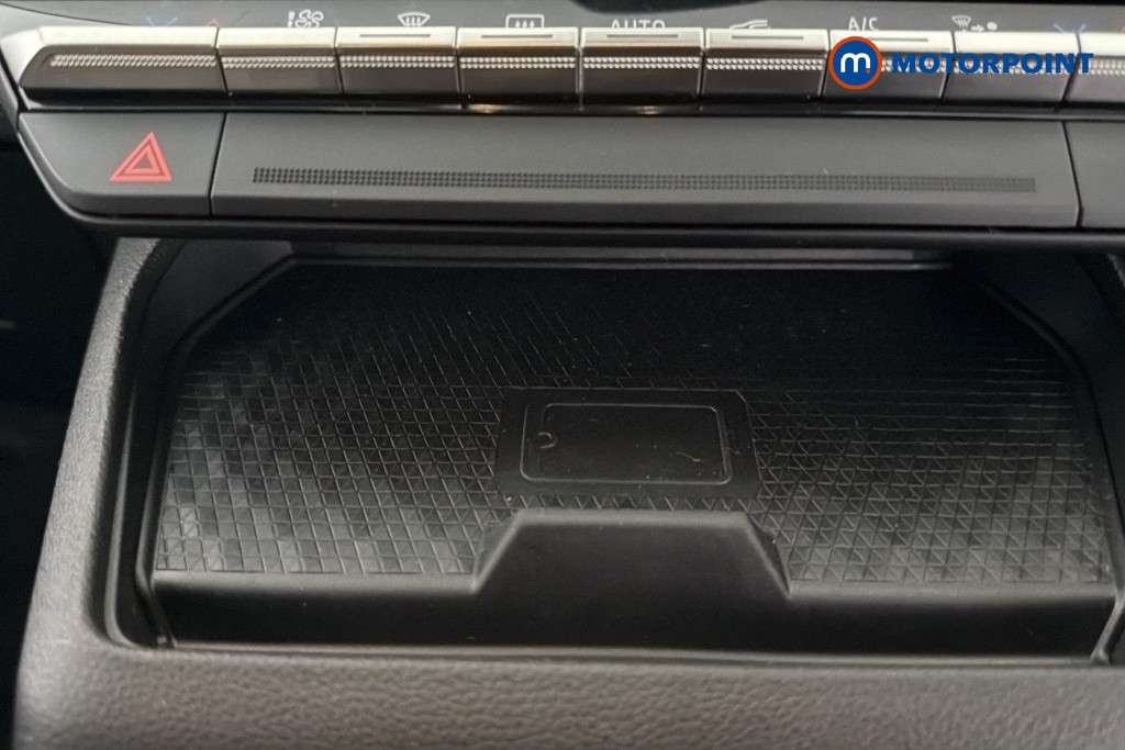 Renault Megane E-Tech Iconic Automatic Electric Hatchback - Stock Number (1673466) - 24th supplementary image