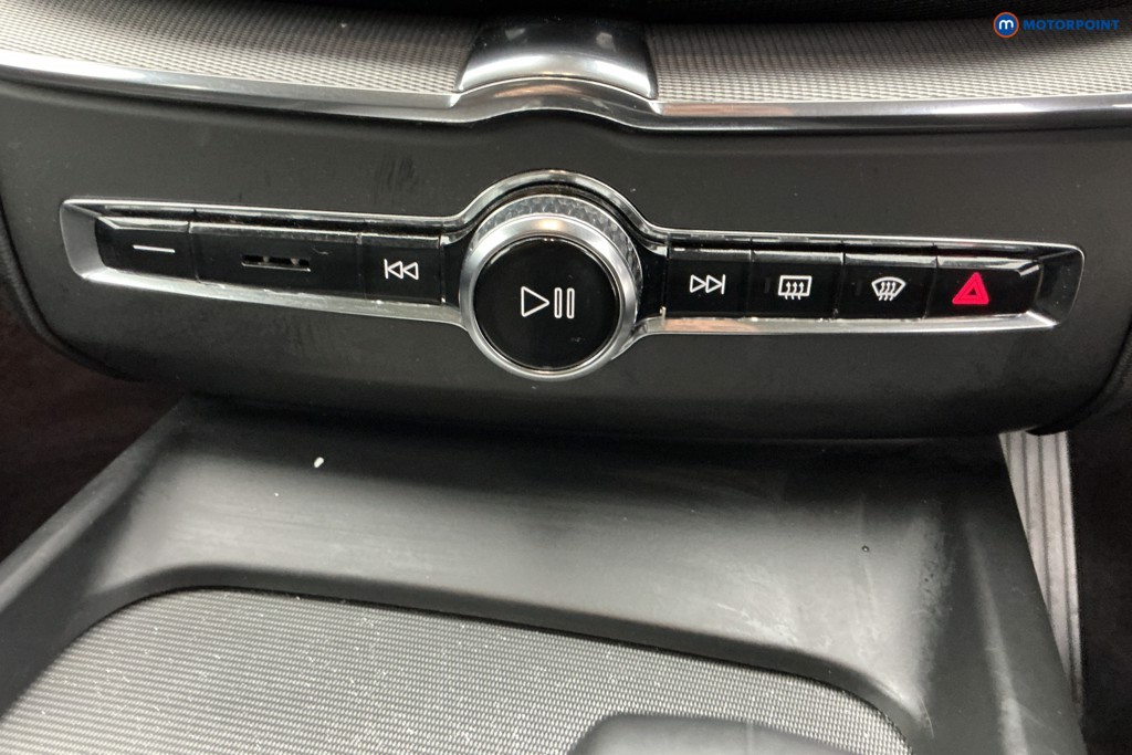 Volvo Xc60 Core Automatic Petrol SUV - Stock Number (1673624) - 10th supplementary image
