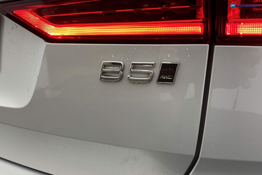 Volvo Xc60 Core Automatic Petrol SUV - Stock Number (1673624) - 24th supplementary image