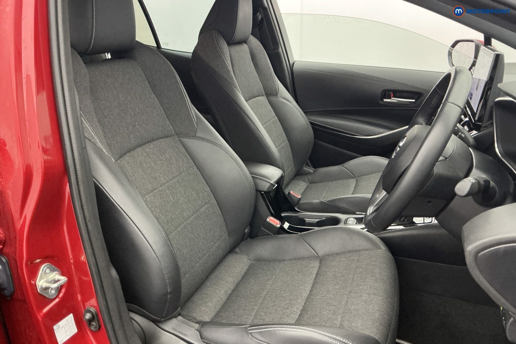 Toyota Corolla Design Automatic Petrol-Electric Hybrid Hatchback - Stock Number (1673656) - 5th supplementary image