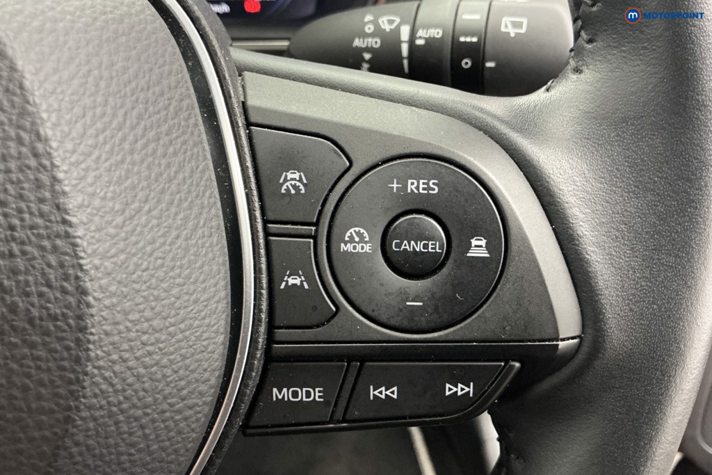 Toyota Corolla Design Automatic Petrol-Electric Hybrid Hatchback - Stock Number (1673656) - 14th supplementary image