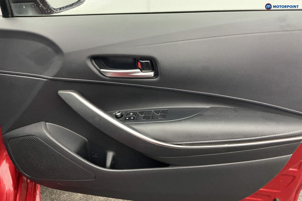 Toyota Corolla Design Automatic Petrol-Electric Hybrid Hatchback - Stock Number (1673656) - 17th supplementary image