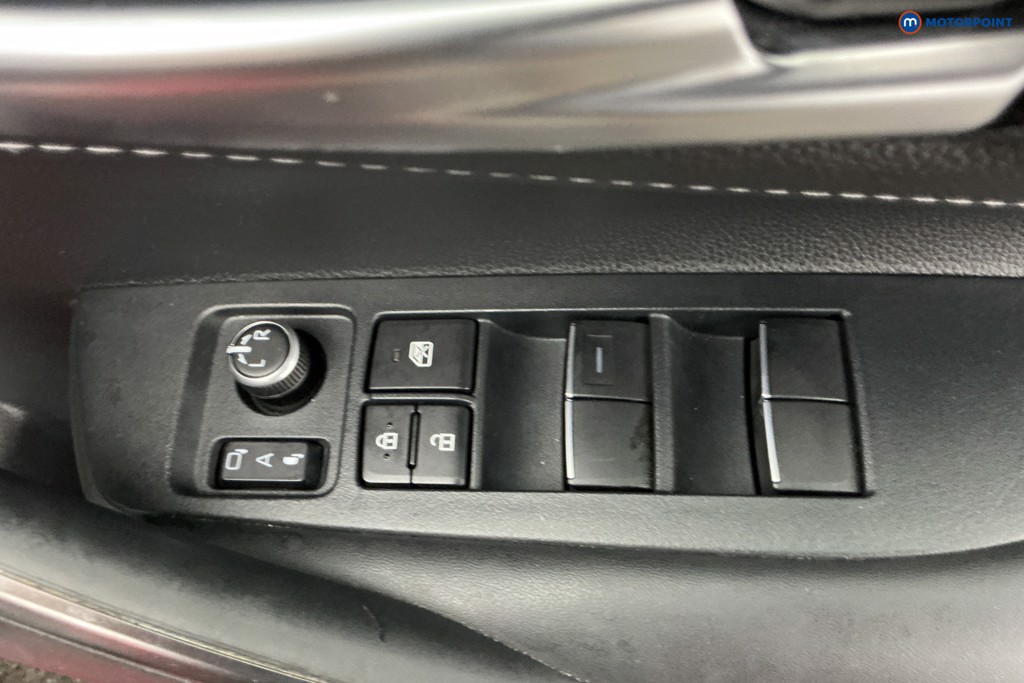 Toyota Corolla Design Automatic Petrol-Electric Hybrid Hatchback - Stock Number (1673656) - 18th supplementary image