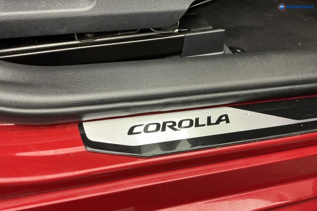 Toyota Corolla Design Automatic Petrol-Electric Hybrid Hatchback - Stock Number (1673656) - 21st supplementary image