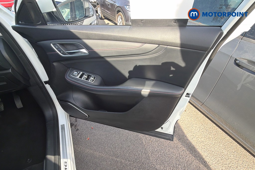 Mg Motor Uk HS Excite Manual Petrol SUV - Stock Number (1673677) - 2nd supplementary image