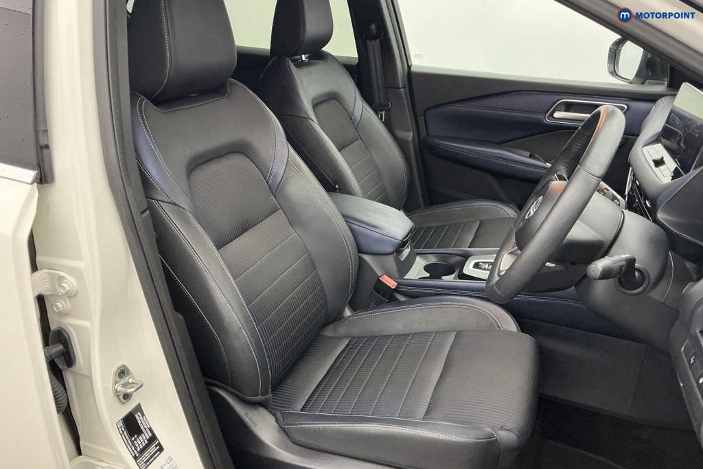 Nissan Qashqai Tekna Automatic Petrol-Electric Hybrid SUV - Stock Number (1673761) - 5th supplementary image