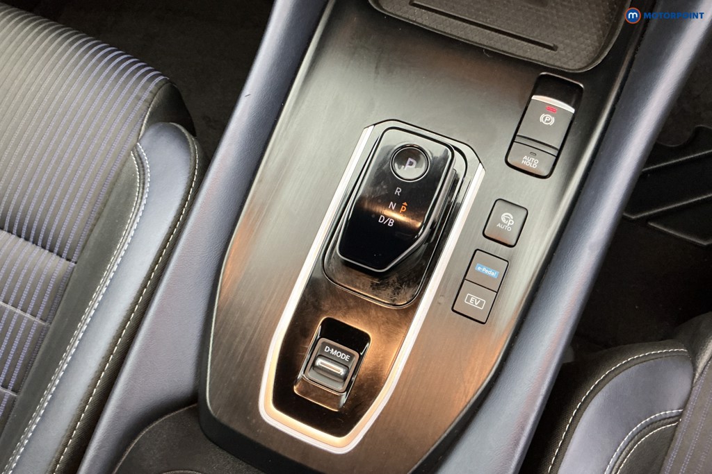 Nissan Qashqai Tekna Automatic Petrol-Electric Hybrid SUV - Stock Number (1673761) - 8th supplementary image