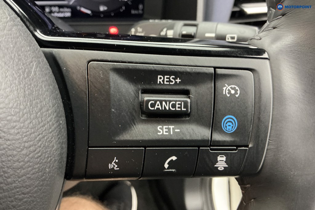 Nissan Qashqai Tekna Automatic Petrol-Electric Hybrid SUV - Stock Number (1673761) - 13th supplementary image