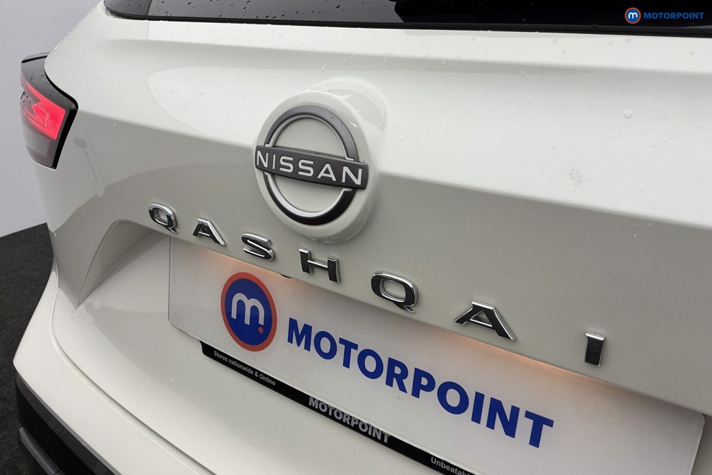 Nissan Qashqai Tekna Automatic Petrol-Electric Hybrid SUV - Stock Number (1673761) - 24th supplementary image