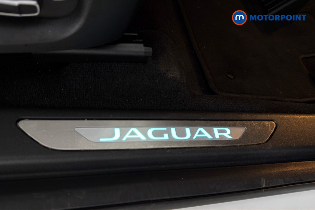 Jaguar E-Pace R-Dynamic Hse Black Automatic Petrol Plug-In Hybrid SUV - Stock Number (1673836) - 27th supplementary image